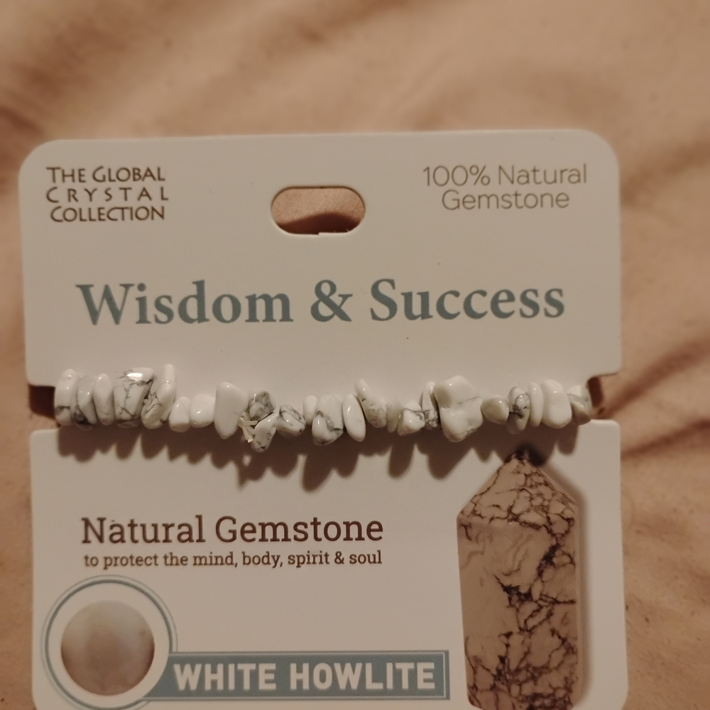 White Howlite Gemstone Bracelet
